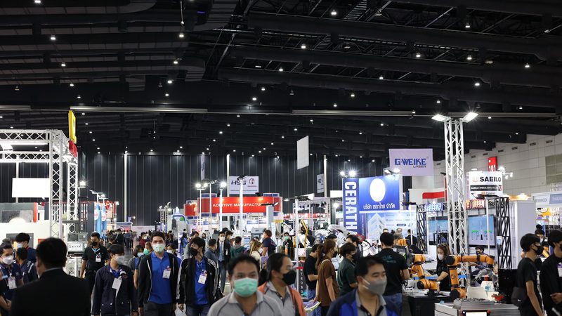 电子行业智能工厂：揭秘其构建与优势